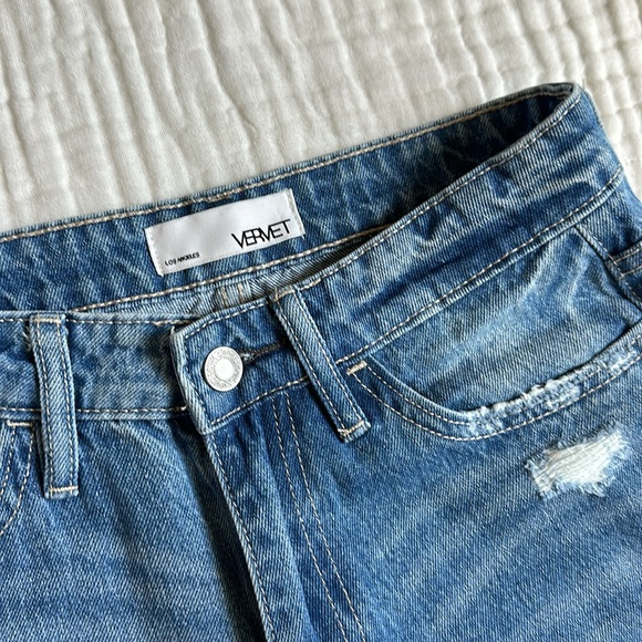 Vervet Distressed Mom Jeans Size 26 Cropped - Picture 4 of 8